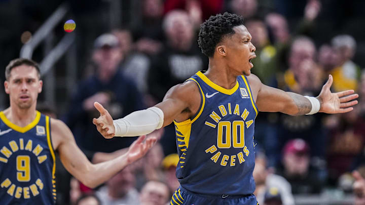 Jan 14, 2014; Indianapolis, IN, USA; Indiana Pacers guard Bennedict Mathurin (00) reacts to receiving a technical foul Tuesday, Jan. 14, 2025, during an NBA game between the Indiana Pacers and the Cleveland Cavaliers at Gainbridge Fieldhouse in Indianapolis. Mandatory Credit: Grace Smith/USA TODAY Network via Imagn Images Jan 14, 2014; Indianapolis, IN, USA; Indiana Pacers guard Bennedict Mathurin (00) reacts to receiving a technical foul Tuesday, Jan. 14, 2025, during an NBA game between the Indiana Pacers and the Cleveland Cavaliers at Gainbridge Fieldhouse in Indianapolis. Mandatory Credit: Grace Smith/USA TODAY Network via Imagn Images