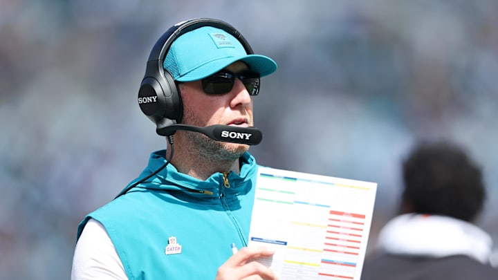 Oct 12, 2025; Jacksonville, Florida, USA; Jacksonville Jaguars head coach Liam Coen looks on during the first half against the Seattle Seahawks at EverBank Stadium. Mandatory Credit: Morgan Tencza-Imagn Images Oct 12, 2025; Jacksonville, Florida, USA; Jacksonville Jaguars head coach Liam Coen looks on during the first half against the Seattle Seahawks at EverBank Stadium. Mandatory Credit: Morgan Tencza-Imagn Images