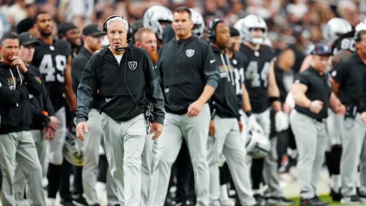 Oct 12, 2025; Paradise, Nevada, USA; Las Vegas Raiders head coach Pete Carroll reacts on the sidelines during the second half against the Tennessee Titans at Allegiant Stadium. Mandatory Credit: Stephen R. Sylvanie-Imagn Images Oct 12, 2025; Paradise, Nevada, USA; Las Vegas Raiders head coach Pete Carroll reacts on the sidelines during the second half against the Tennessee Titans at Allegiant Stadium. Mandatory Credit: Stephen R. Sylvanie-Imagn Images