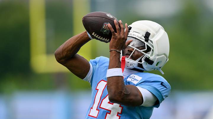 Aug 3, 2026; Nashville, TN, USA; Tennessee Titans wider receiver Carnell Tate (14) makes a catch during training camp at Vanderbilt Health Football Center. Mandatory Credit: Steve Roberts-Imagn Images Aug 3, 2026; Nashville, TN, USA; Tennessee Titans wider receiver Carnell Tate (14) makes a catch during training camp at Vanderbilt Health Football Center. Mandatory Credit: Steve Roberts-Imagn Images
