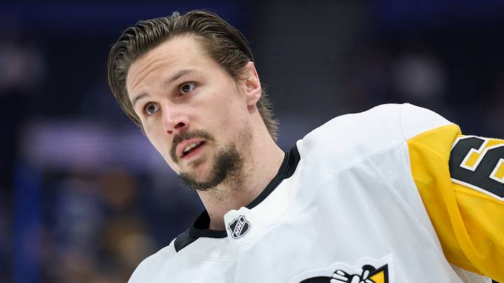 Pittsburgh Penguins defenseman Erik Karlsson