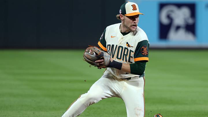 Aug 21, 2026; Baltimore, Maryland, USA; Baltimore Orioles shortstop Gunnar Henderson (2) makes a catch during the third inning against the Tampa Bay Rays at Oriole Park at Camden Yards. Mandatory Credit: Daniel Kucin Jr.-Imagn Images Aug 21, 2026; Baltimore, Maryland, USA; Baltimore Orioles shortstop Gunnar Henderson (2) makes a catch during the third inning against the Tampa Bay Rays at Oriole Park at Camden Yards. Mandatory Credit: Daniel Kucin Jr.-Imagn Images