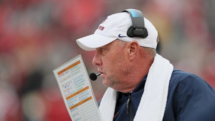 Oct 25, 2025; Fayetteville, Arkansas, USA; Auburn Tigers head coach Hugh Freeze during the fourth quarter against the Arkansas Razorbacks at Donald W. Reynolds Razorback Stadium. Mandatory Credit: Nelson Chenault-Imagn Images Oct 25, 2025; Fayetteville, Arkansas, USA; Auburn Tigers head coach Hugh Freeze during the fourth quarter against the Arkansas Razorbacks at Donald W. Reynolds Razorback Stadium. Mandatory Credit: Nelson Chenault-Imagn Images