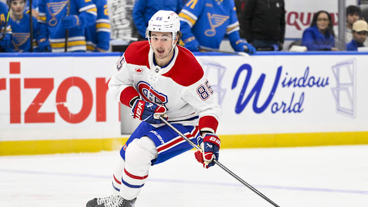 Jan 3, 2026; St. Louis, Missouri, USA; Montreal Canadiens left wing Alexandre Texier (85) controls the puck against the St. Louis Blues during the first period at Enterprise Center. Mandatory Credit: Jeff Curry-Imagn Images