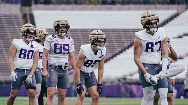 John Frazier (89) has done a quick spring jersey switch from 91 to 89. John Frazier (89) has done a quick spring jersey switch from 91 to 89.