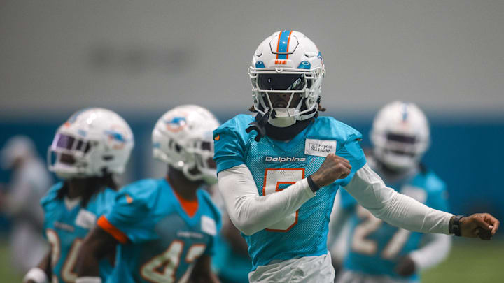 Jun 6, 2023; Miami Gardens, FL, USA; Miami Dolphins cornerback Jalen Ramsey (5) works out during