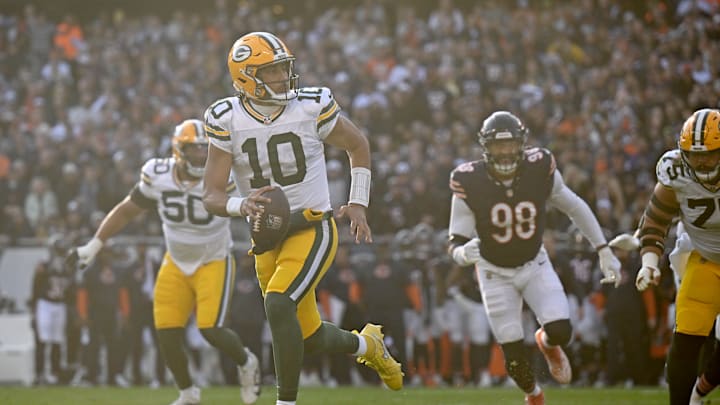 Green Bay Packers v Chicago Bears