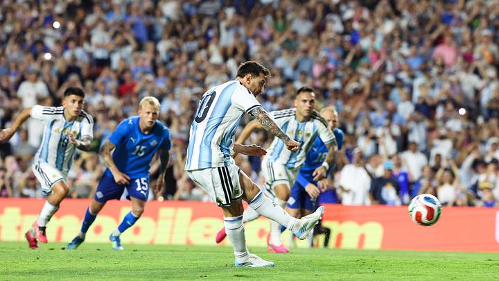 Argentina forward Lionel Messi scored a penalty at Auburn's Jordan-Hare Stadium on Tuesday night. Argentina forward Lionel Messi scored a penalty at Auburn's Jordan-Hare Stadium on Tuesday night.
