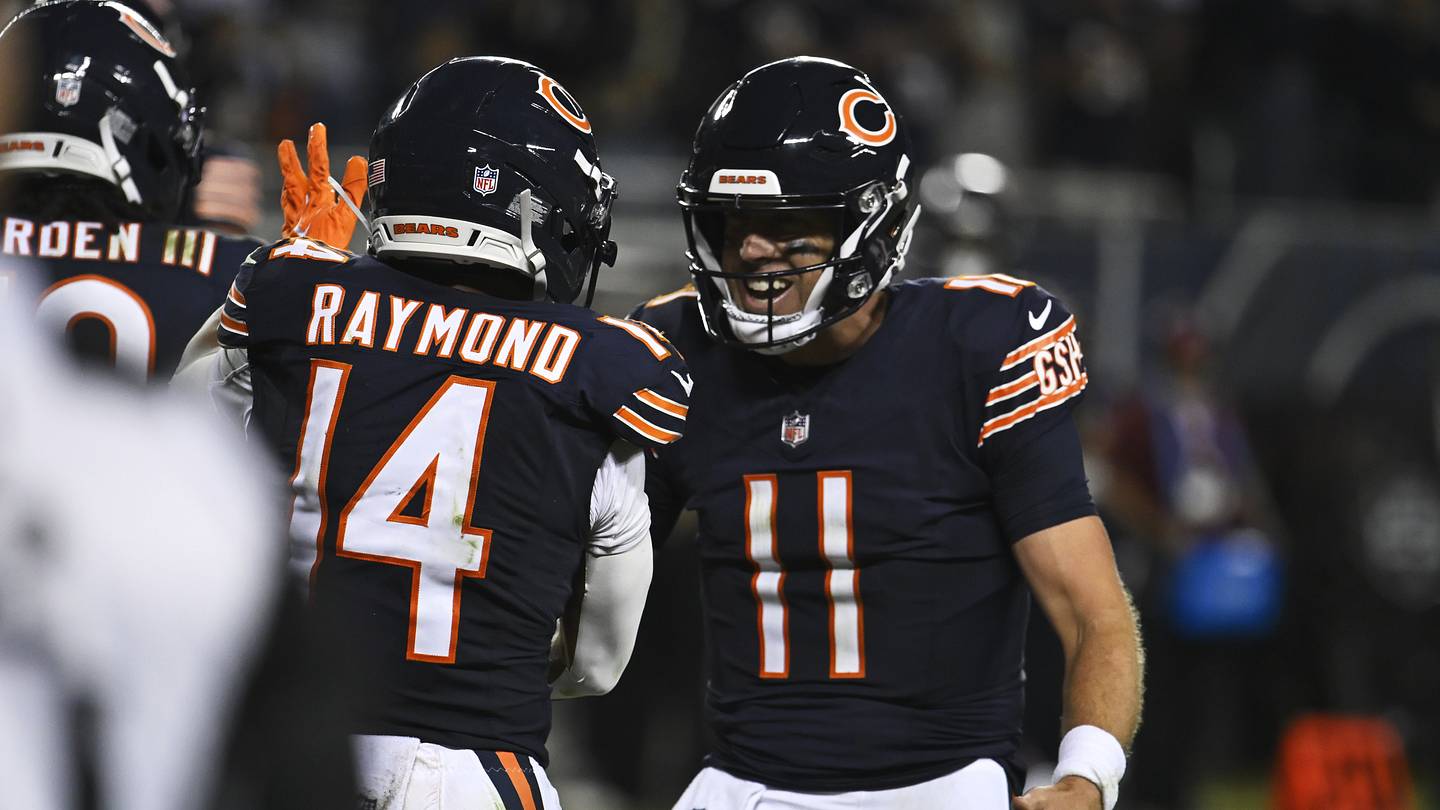 Game Balls for Bears’ Wild Week 3 Upset Win Over Eagles