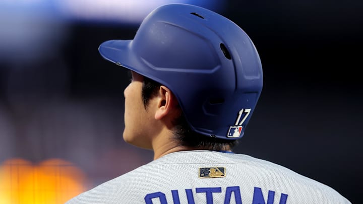 May 23, 2025; New York City, New York, USA; Los Angeles Dodgers designated hitter Shohei Ohtani (17) waits on deck during the third inning against the New York Mets at Citi Field. Mandatory Credit: Brad Penner-Imagn Images May 23, 2025; New York City, New York, USA; Los Angeles Dodgers designated hitter Shohei Ohtani (17) waits on deck during the third inning against the New York Mets at Citi Field. Mandatory Credit: Brad Penner-Imagn Images