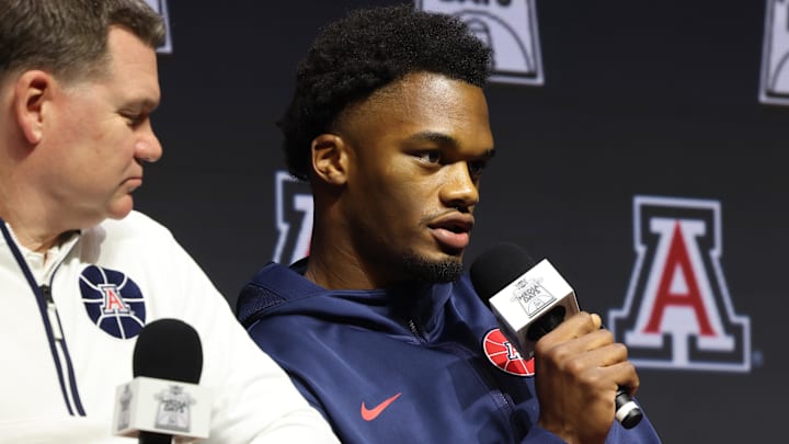 Oct 22, 2025; Kansas City, MO, USA; Arizona's Tobe Awaka speaks to media during Big 12 Menís Basketball media day at T-Mobile Center. Mandatory Credit: Sophia Scheller-Imagn Images Oct 22, 2025; Kansas City, MO, USA; Arizona's Tobe Awaka speaks to media during Big 12 Menís Basketball media day at T-Mobile Center. Mandatory Credit: Sophia Scheller-Imagn Images