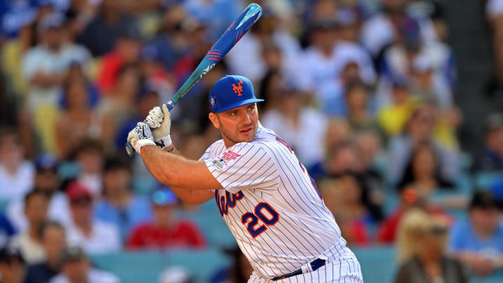 Jul 18, 2022; Los Angeles, CA, USA; New York Mets first baseman Pete Alonso (20) hits in the first round during the 2022 Home Run Derby at Dodgers Stadium. Jul 18, 2022; Los Angeles, CA, USA; New York Mets first baseman Pete Alonso (20) hits in the first round during the 2022 Home Run Derby at Dodgers Stadium.