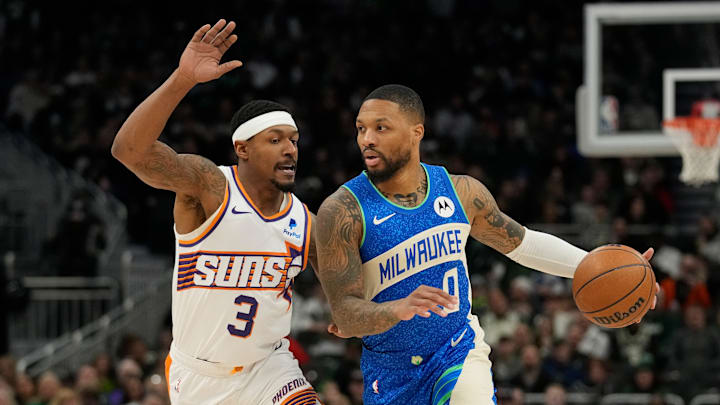Phoenix Suns v Milwaukee Bucks