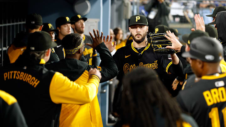 Pittsburgh Pirates v Los Angeles Dodgers