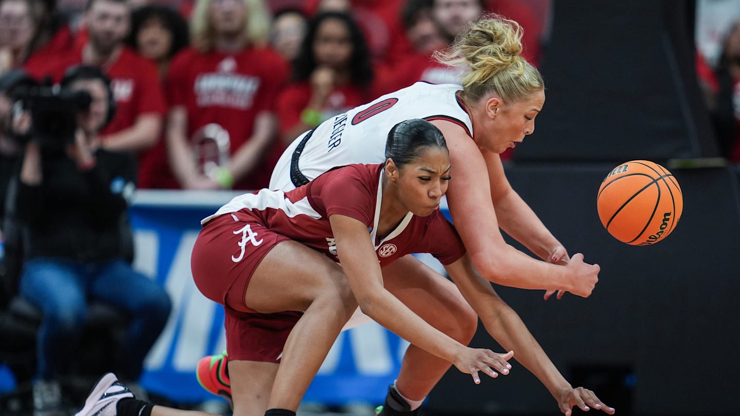 Louisville Takes Down Alabama, Punches Ticket to Sweet 16