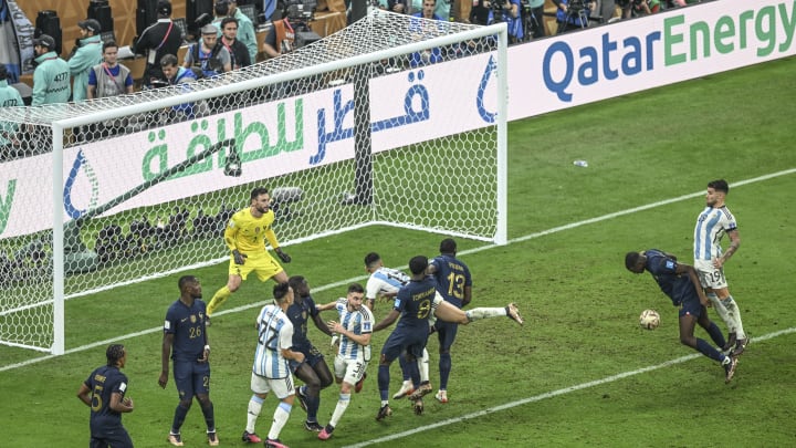 Quasiment 4000 blessures ont été recensées lors de la saison 2022-2023 dans les cinq grands championnats