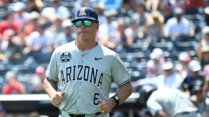Jun 15, 2025; Omaha, Neb, USA; Arizona Wildcats head coach Chip Hale (6) on the field during the game against the Louisville Cardinals at Charles Schwab Field. Mandatory Credit: Steven Branscombe-Imagn Images