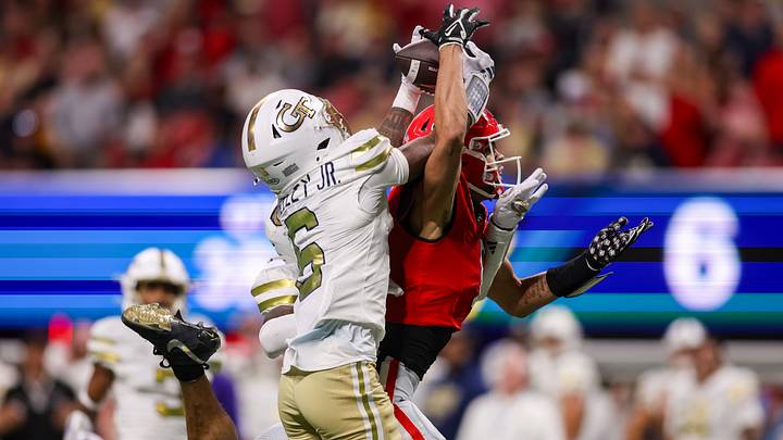 Nov 28, 2025; Atlanta, Georgia, USA; Georgia Tech Yellow Jackets defensive back Rodney Shelley (6) breaks up a pass intended for Georgia Bulldogs wide receiver Noah Thomas (5) in the third quarter at Mercedes-Benz Stadium. Mandatory Credit: Brett Davis-Imagn Images Nov 28, 2025; Atlanta, Georgia, USA; Georgia Tech Yellow Jackets defensive back Rodney Shelley (6) breaks up a pass intended for Georgia Bulldogs wide receiver Noah Thomas (5) in the third quarter at Mercedes-Benz Stadium. Mandatory Credit: Brett Davis-Imagn Images