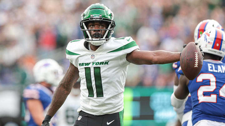 Nov 6, 2022; East Rutherford, New Jersey, USA; New York Jets wide receiver Denzel Mims (11) against the Buffalo Bills at MetLife Stadium. 