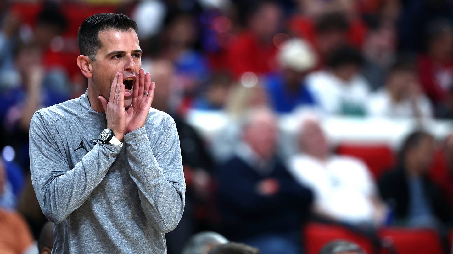 Florida Gators Triumph as Coach Overcomes Title IX Scrutiny