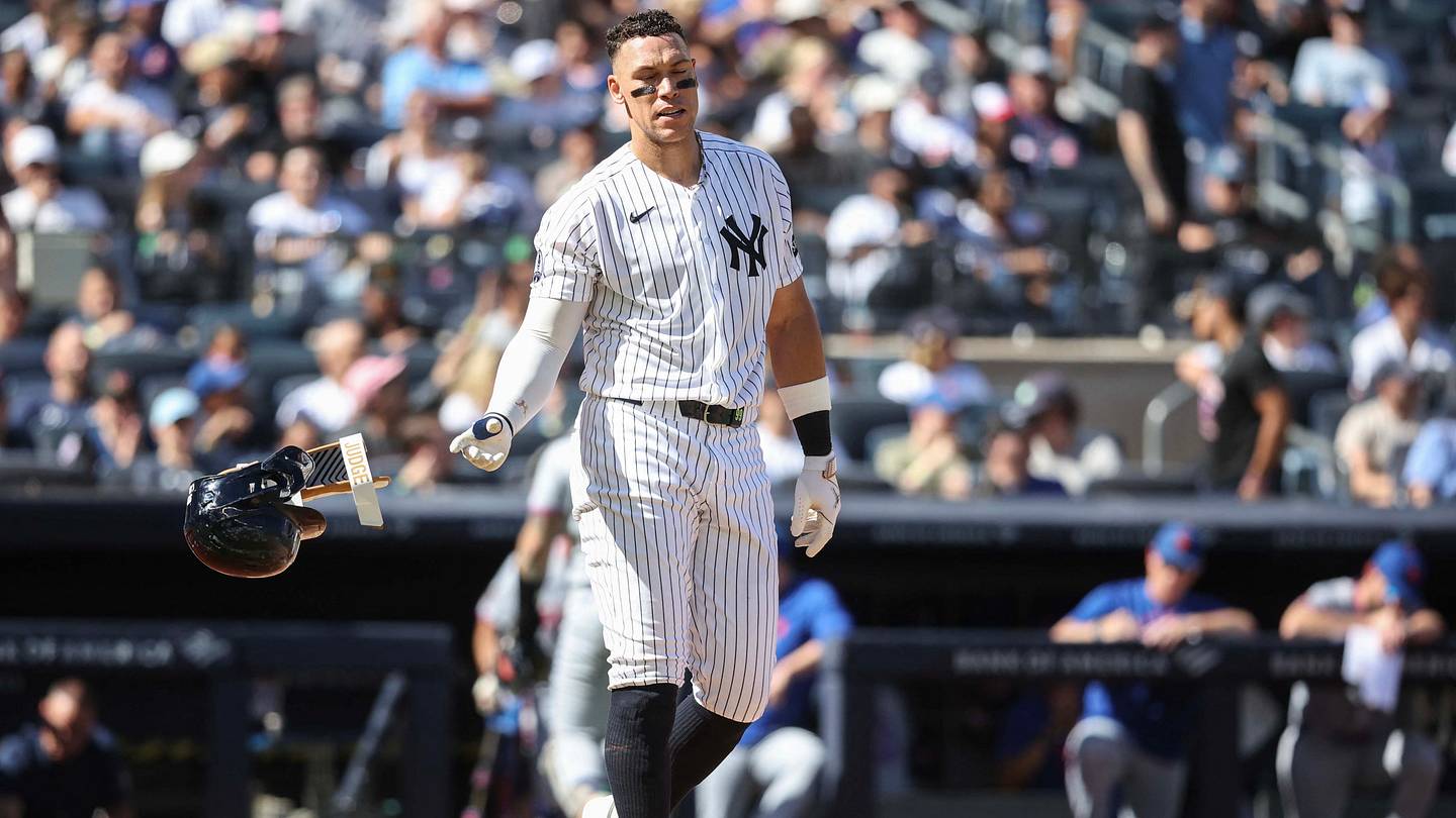 Boone: Judge unlikely for Yankees' Wild Card playoffs with calf strain
