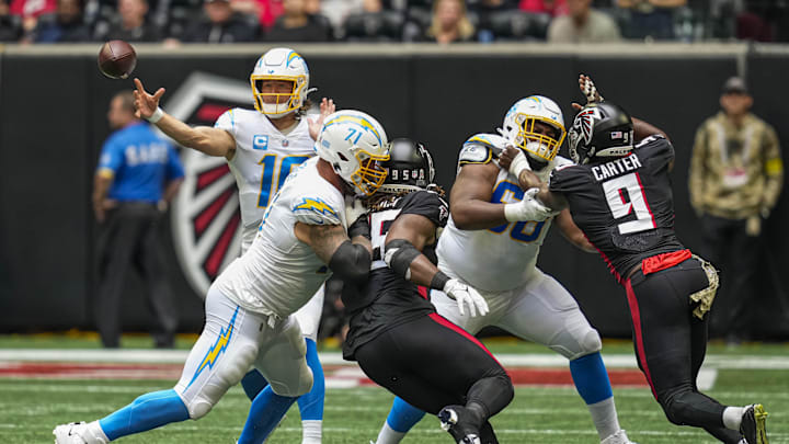 Nov 6, 2022; Atlanta, Georgia, USA; Los Angeles Chargers quarterback Justin Herbert (10) passes