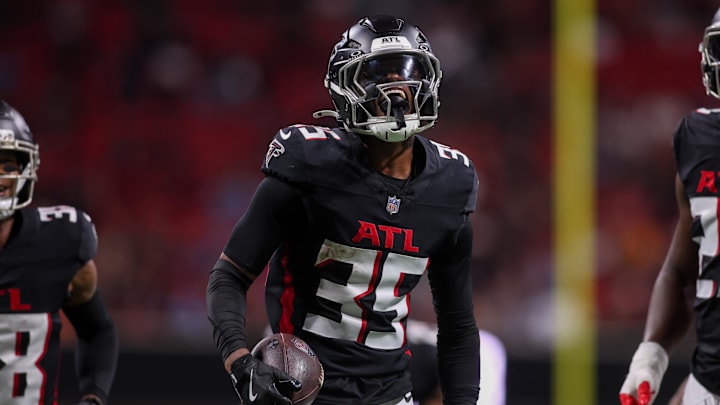 Atlanta Falcons cornerback Natrone Brooks had an interception in the first half of the Falcons' preseason game against the Titans. Atlanta Falcons cornerback Natrone Brooks had an interception in the first half of the Falcons' preseason game against the Titans.