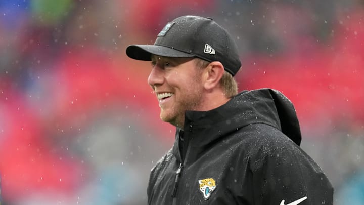 Oct 19, 2025; London, United Kingdom; Jacksonville Jaguars head coach Liam Coen looks on during warmups before a NFL International Series game between the Los Angeles Rams and the Jacksonville Jaguars at Wembley Stadium. Mandatory Credit: Kirby Lee-Imagn Images Oct 19, 2025; London, United Kingdom; Jacksonville Jaguars head coach Liam Coen looks on during warmups before a NFL International Series game between the Los Angeles Rams and the Jacksonville Jaguars at Wembley Stadium. Mandatory Credit: Kirby Lee-Imagn Images