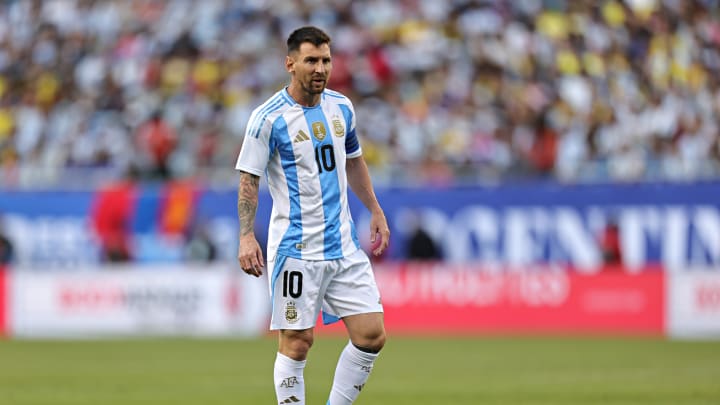 Ecuador v Argentina - International Friendly Ecuador v Argentina - International Friendly