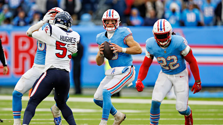 Houston Texans v Tennessee Titans