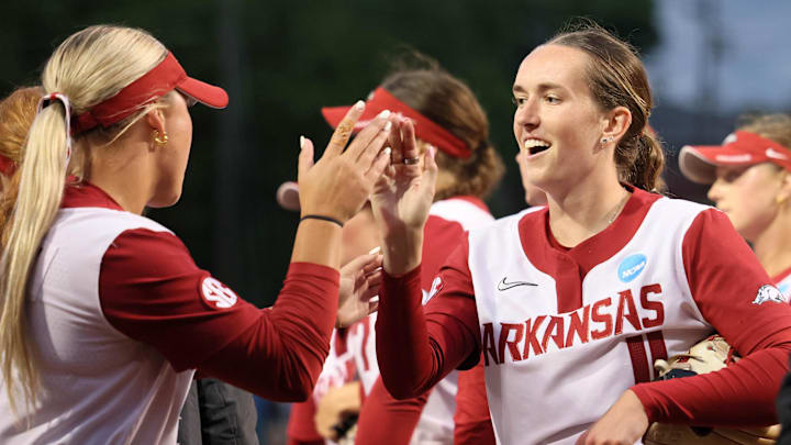 Robyn Herron is Softball on SI's Pitcher of the Week Robyn Herron is Softball on SI's Pitcher of the Week