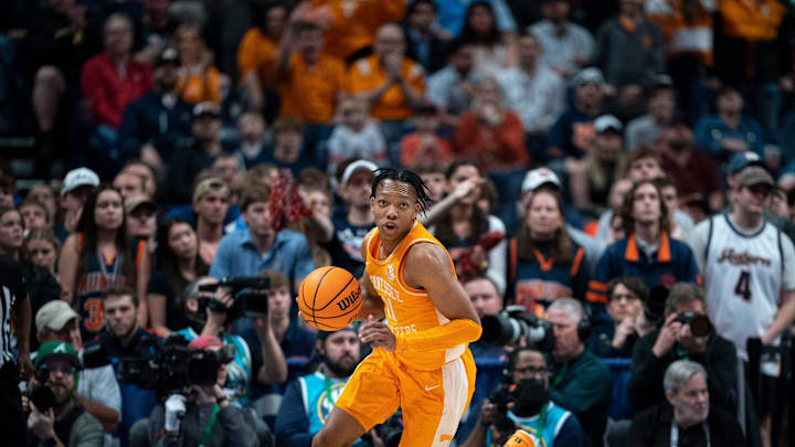 Tennessee guard Chaz Lanier (2) dribbles up the court against Auburn during the second half of their quarterfinal game of the SEC Men's Basketball Tournament at Bridgestone Arena in Nashville, Tenn., Saturday, March 15, 2025.