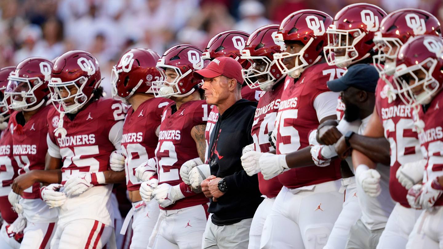 Oklahoma lifts the curtain on the 2026 season in rare Friday home opener against UTEP