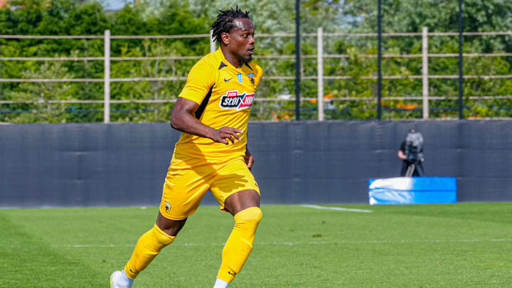 Levi Garcia confirme sa grande forme pendant les matchs de préparation avec Athènes