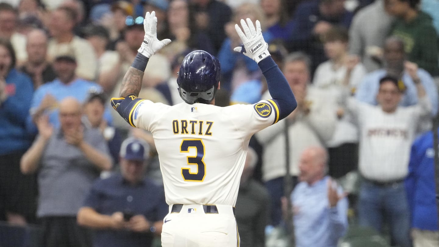 Brewers Facing Complicated Situation With Joey Ortiz