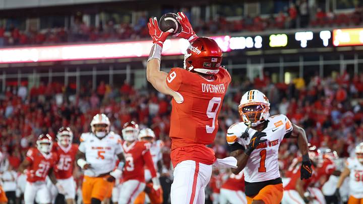 Houston TE Patrick Overmyer catches a touchdown pass against Oklahoma State. Troy Taormina-Imagn Images Houston TE Patrick Overmyer catches a touchdown pass against Oklahoma State. Troy Taormina-Imagn Images