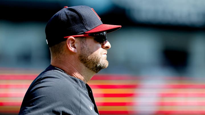 Sep 18, 2025; Detroit, Michigan, USA; Cleveland Guardians manager Stephen Vogt (12) runs on to the field in the first inning against the Detroit Tigers at Comerica Park. Mandatory Credit: Rick Osentoski-Imagn Images Sep 18, 2025; Detroit, Michigan, USA; Cleveland Guardians manager Stephen Vogt (12) runs on to the field in the first inning against the Detroit Tigers at Comerica Park. Mandatory Credit: Rick Osentoski-Imagn Images