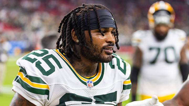 Green Bay Packers cornerback Keisean Nixon (25) looks on