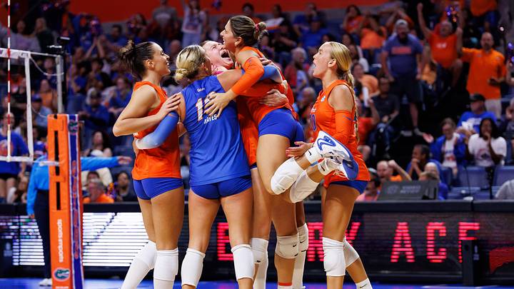 Oct 4, 2026; Gainesville, Florida, USA; Florida Gators libero Bella Lee (21) jumps to celebrate with Florida Gators middle blocker Alec Rothe (25), Florida Gators libero Lily Hayes (13), Florida Gators outside hitter Selena Leban (5) and Florida Gators setter Taylor Parks (20) against the Kentucky Wildcats during the fifth set at Stephen C. OConnell Center. Mandatory Credit: Matt Pendleton-Imagn Images Oct 4, 2026; Gainesville, Florida, USA; Florida Gators libero Bella Lee (21) jumps to celebrate with Florida Gators middle blocker Alec Rothe (25), Florida Gators libero Lily Hayes (13), Florida Gators outside hitter Selena Leban (5) and Florida Gators setter Taylor Parks (20) against the Kentucky Wildcats during the fifth set at Stephen C. OConnell Center. Mandatory Credit: Matt Pendleton-Imagn Images