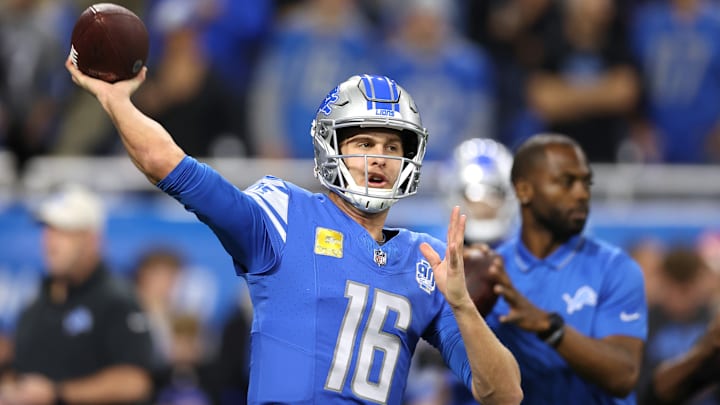 Chicago Bears v Detroit Lions