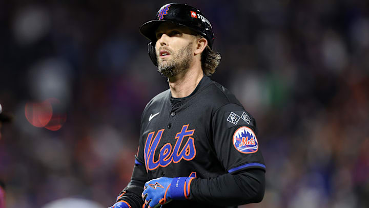 Championship Series - Los Angeles Dodgers v New York Mets - Game 3
