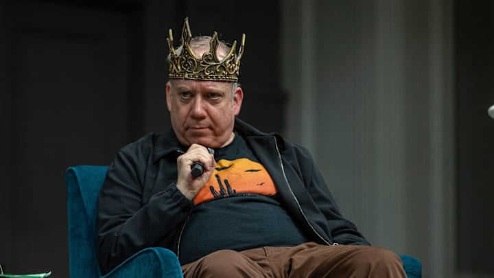 STG Presents Paul Giamatti's CHINWAG