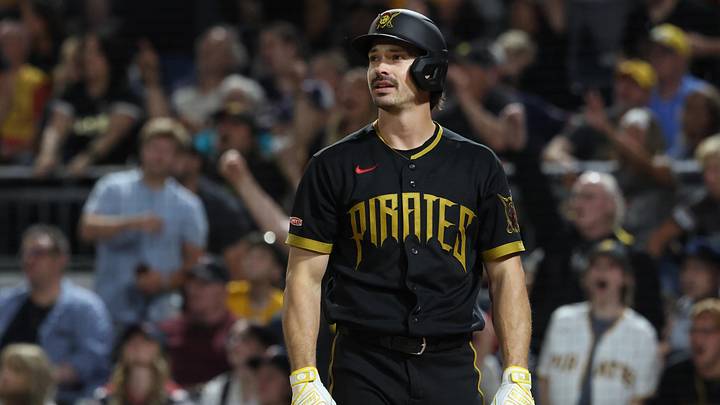 May 29, 2026; Pittsburgh, Pennsylvania, USA; Pittsburgh Pirates left fielder Bryan Reynolds (10) watches his game winning two run walk off home run to defeat the Minnesota Twins at PNC Park. Mandatory Credit: Charles LeClaire-Imagn Images May 29, 2026; Pittsburgh, Pennsylvania, USA; Pittsburgh Pirates left fielder Bryan Reynolds (10) watches his game winning two run walk off home run to defeat the Minnesota Twins at PNC Park. Mandatory Credit: Charles LeClaire-Imagn Images