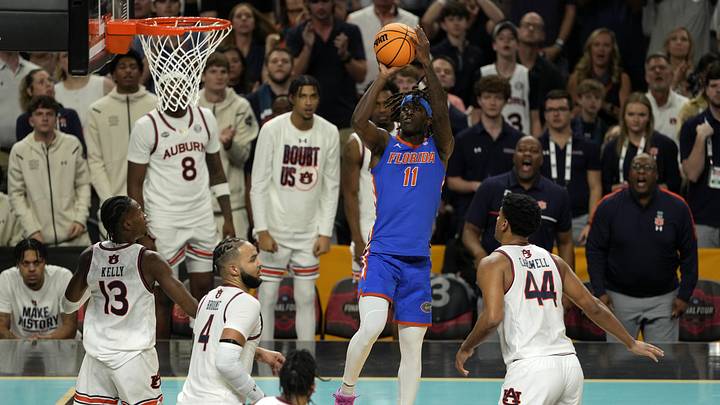 Apr 5, 2025; San Antonio, TX, USA; Florida Gators guard Denzel Aberdeen (11) shoots the ball against the Auburn Tigers during the first half in the semifinals of the men's Final Four of the 2025 NCAA Tournament at Alamodome. Mandatory Credit: Scott Wachter-Imagn Images
Apr 5, 2025; San Antonio, TX, USA; Florida Gators guard Denzel Aberdeen (11) shoots the ball against the Auburn Tigers during the first half in the semifinals of the men's Final Four of the 2025 NCAA Tournament at Alamodome. Mandatory Credit: Scott Wachter-Imagn Images