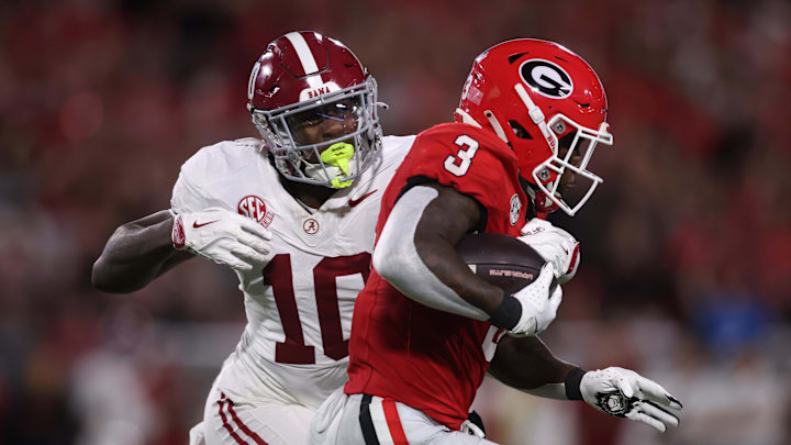 Sep 27, 2025; Athens, Georgia, USA; Georgia Bulldogs running back Nate Frazier (3) runs against Alabama Crimson Tide linebacker Justin Jefferson (10) in the first half at Sanford Stadium. Mandatory Credit: Brett Davis-Imagn Images Sep 27, 2025; Athens, Georgia, USA; Georgia Bulldogs running back Nate Frazier (3) runs against Alabama Crimson Tide linebacker Justin Jefferson (10) in the first half at Sanford Stadium. Mandatory Credit: Brett Davis-Imagn Images