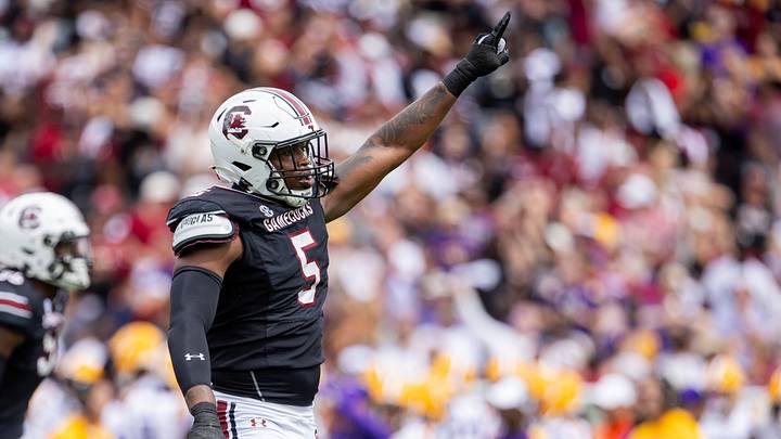 Sep 14, 2024; Columbia, South Carolina, USA; South Carolina Gamecocks edge Kyle Kennard (5) celebrates after a fourth down stop against the LSU Tigers in the third quarter at Williams-Brice Stadium. Mandatory Credit: Scott Kinser Sep 14, 2024; Columbia, South Carolina, USA; South Carolina Gamecocks edge Kyle Kennard (5) celebrates after a fourth down stop against the LSU Tigers in the third quarter at Williams-Brice Stadium. Mandatory Credit: Scott Kinser
