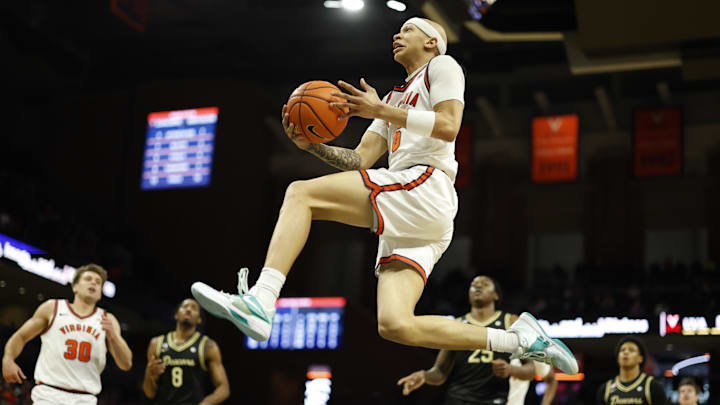Virginia Cavaliers guard Jacari White