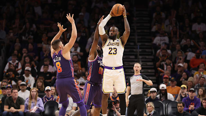 Los Angeles Lakers v Phoenix Suns