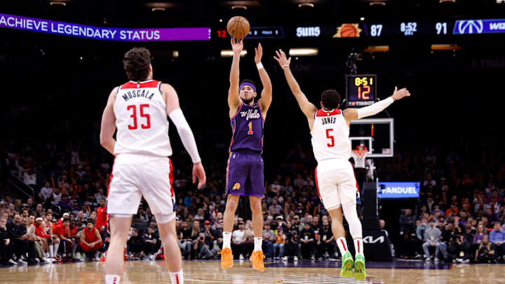 Washington Wizards v Phoenix Suns