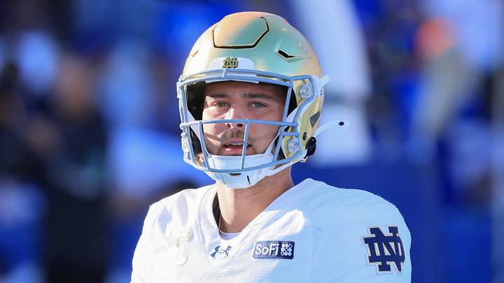 Notre Dame quarterback CJ Carr